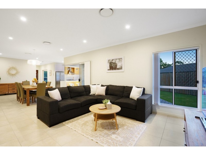 1 Centenary Court, Warner QLD 4500
