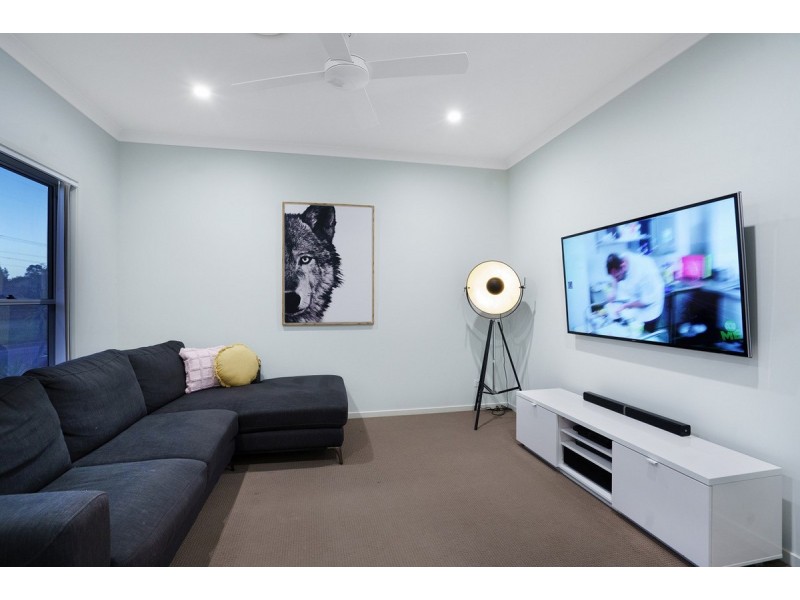 1 Centenary Court, Warner QLD 4500