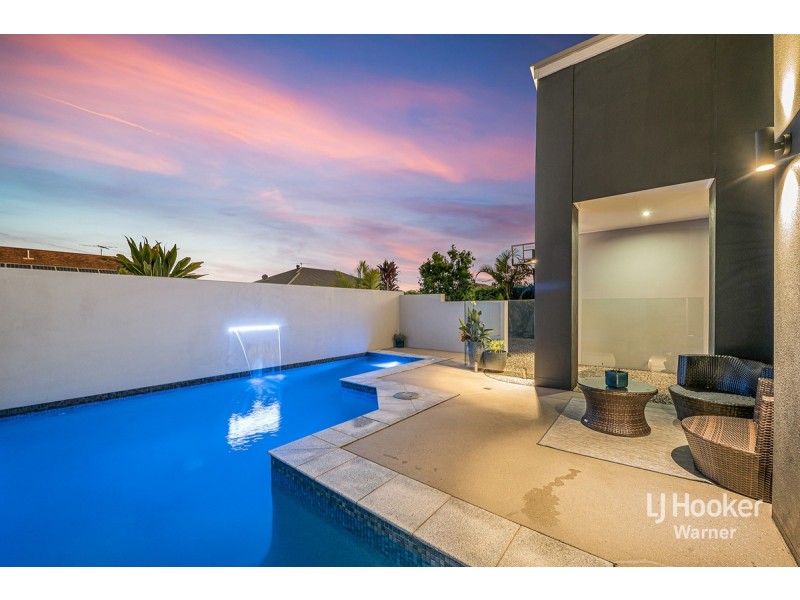 18 Ballyalla Crescent, Warner QLD 4500