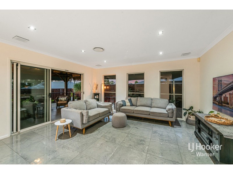 18 Ballyalla Crescent, Warner QLD 4500