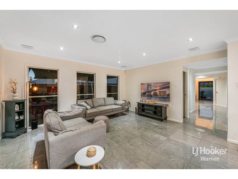 18 Ballyalla Crescent, Warner QLD 4500