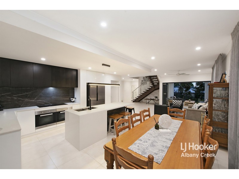 166 Glen Retreat Road, Mitchelton QLD 4053