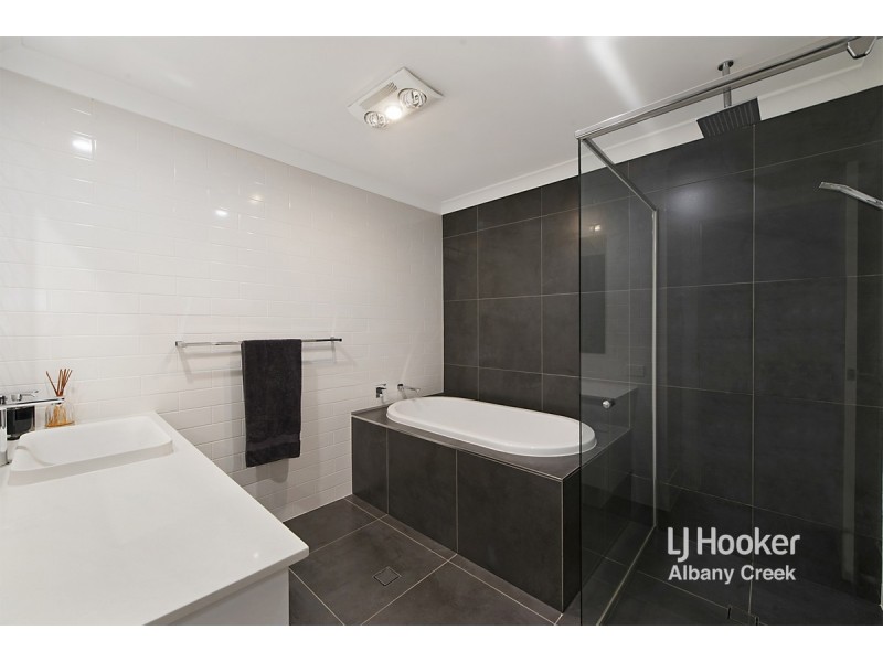 166 Glen Retreat Road, Mitchelton QLD 4053