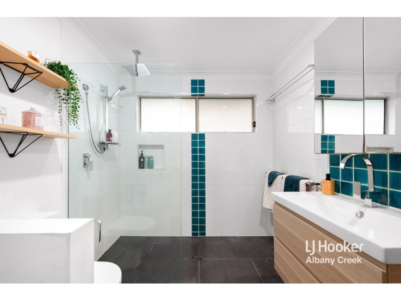 12 Pascali Crescent, Eatons Hill QLD 4037