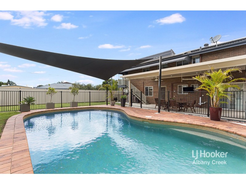 9 Sovereign Avenue, Bray Park QLD 4500