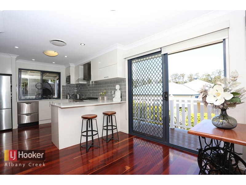 125 Saraband Drive, Eatons Hill QLD 4037