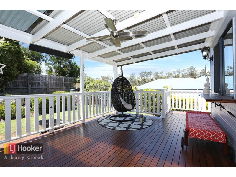 125 Saraband Drive, Eatons Hill QLD 4037