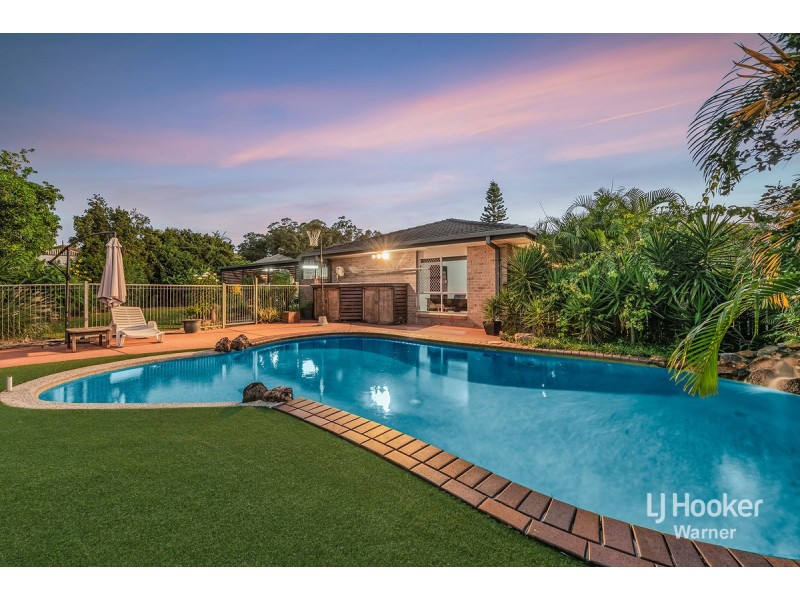 15 Paramount Drive, Warner QLD 4500