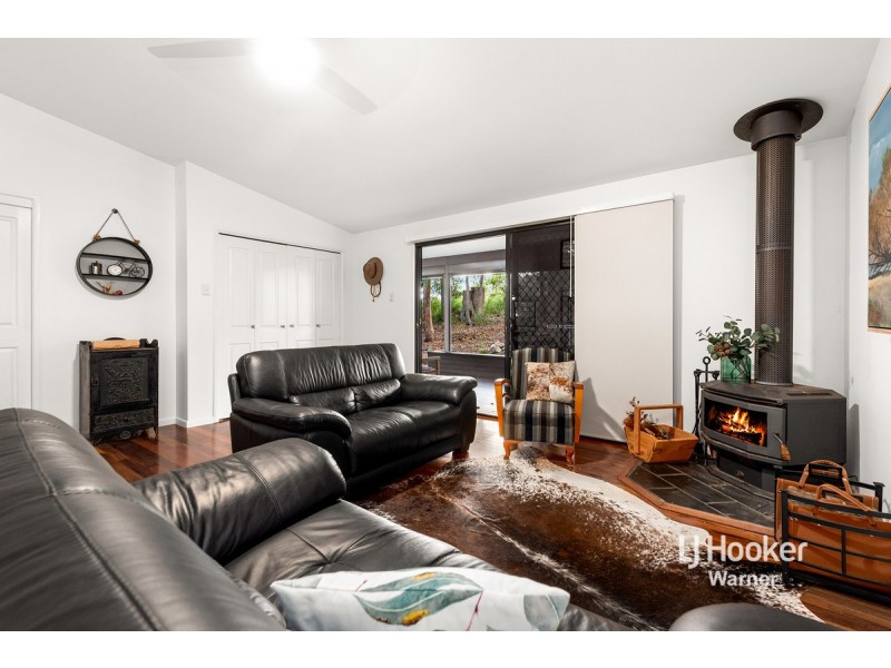 11 Whipbird Court, Cashmere QLD 4500