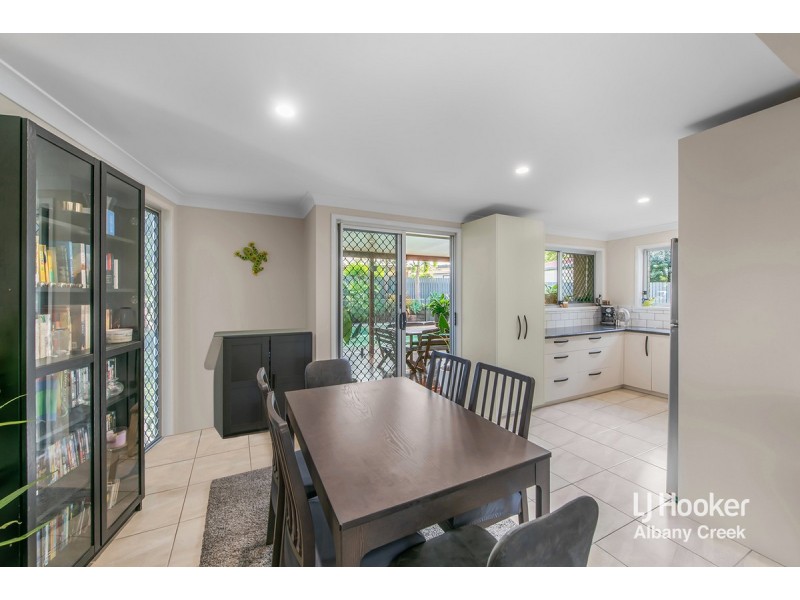 9 Mona Vale Way, Petrie QLD 4502