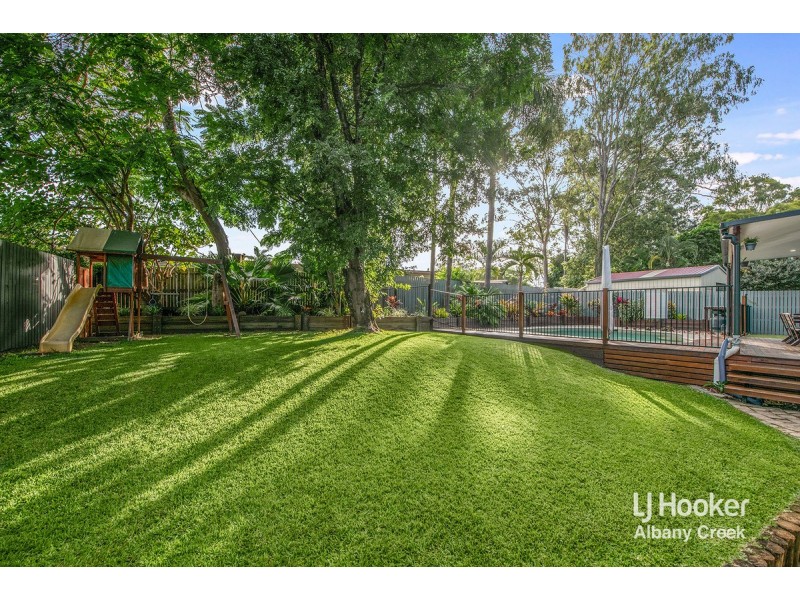 9 Mona Vale Way, Petrie QLD 4502