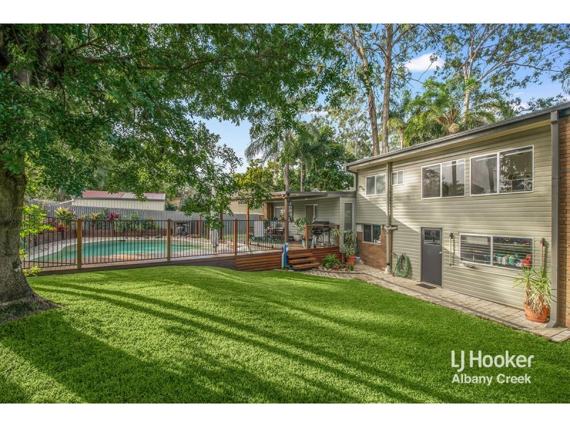 9 Mona Vale Way, Petrie QLD 4502