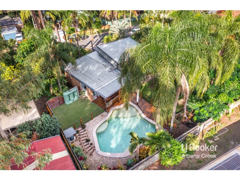 9 Mona Vale Way, Petrie QLD 4502