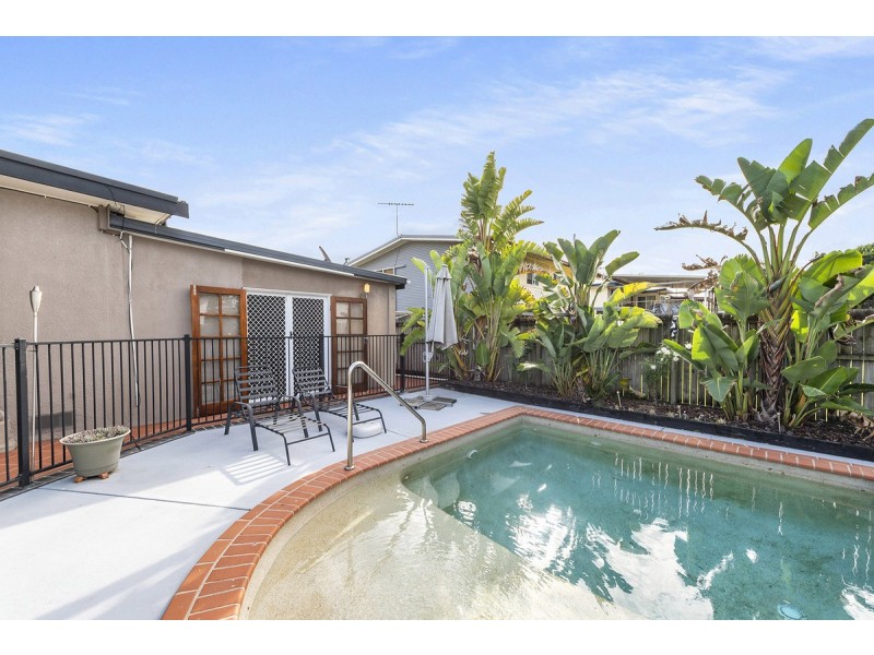 13 Ferguson Street, Albany Creek QLD 4035
