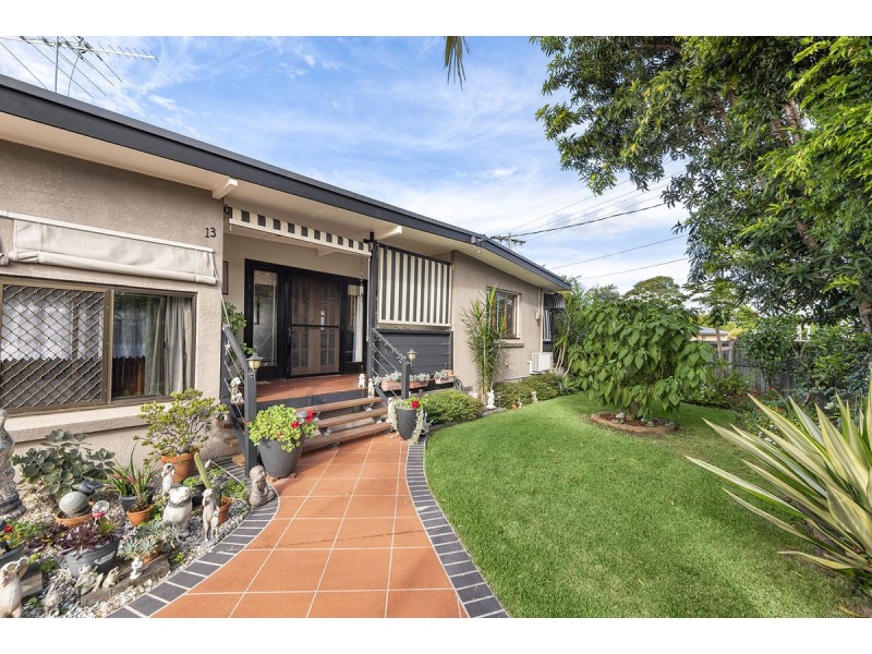 13 Ferguson Street, Albany Creek QLD 4035