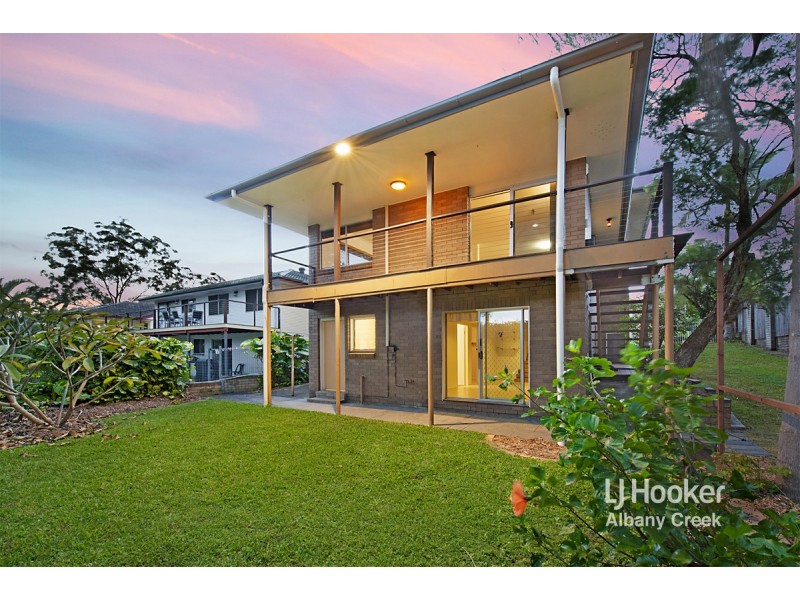 6 Alstonia Street, Arana Hills QLD 4054