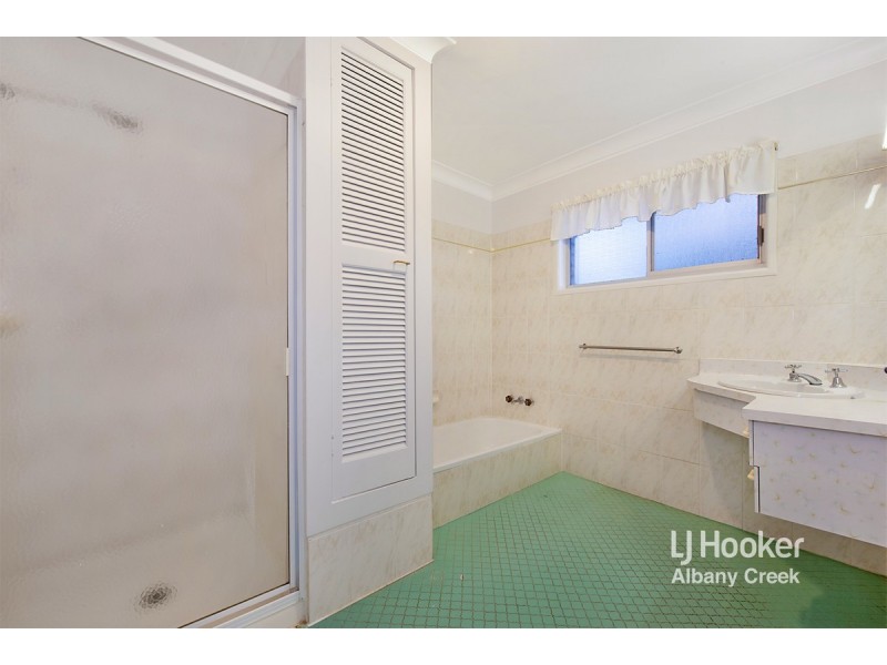 6 Alstonia Street, Arana Hills QLD 4054