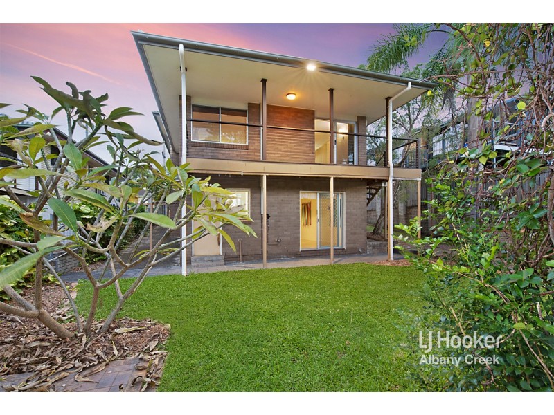 6 Alstonia Street, Arana Hills QLD 4054