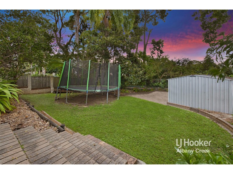 6 Alstonia Street, Arana Hills QLD 4054