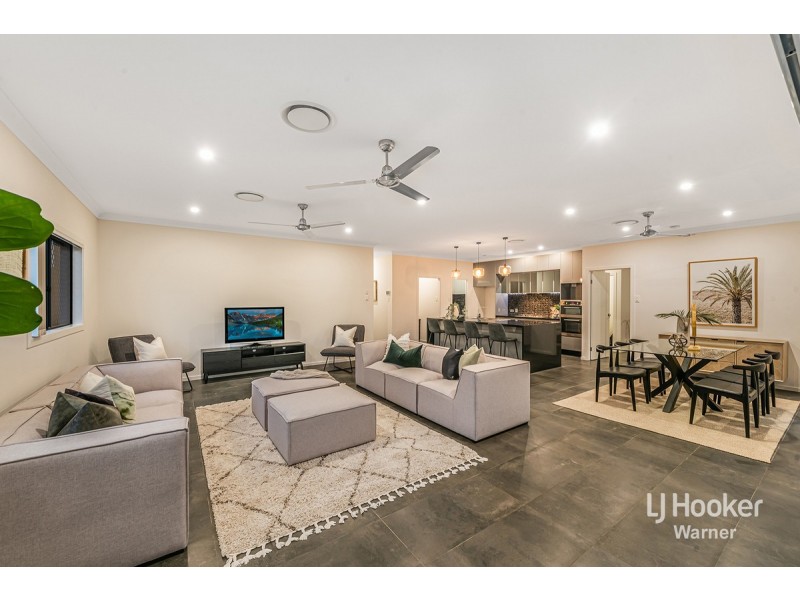 10 Russet Burbank Parade, Warner QLD 4500