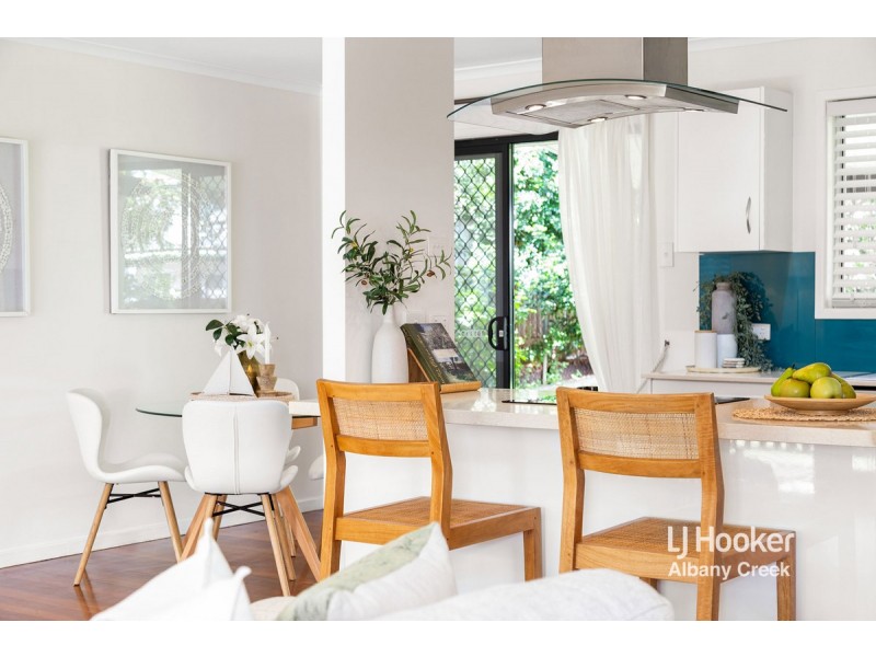 8 Flockton Street, Stafford Heights QLD 4053