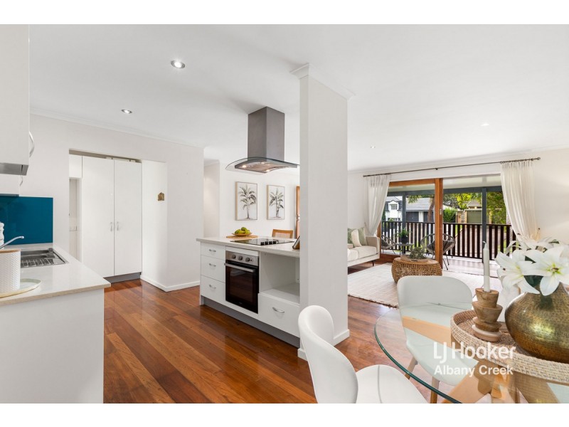 8 Flockton Street, Stafford Heights QLD 4053