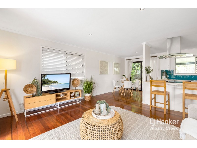 8 Flockton Street, Stafford Heights QLD 4053