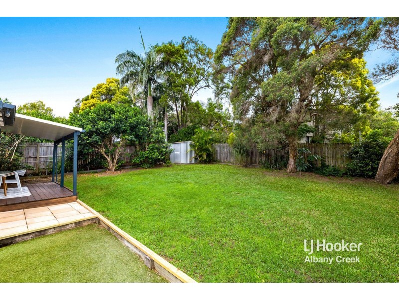 8 Flockton Street, Stafford Heights QLD 4053