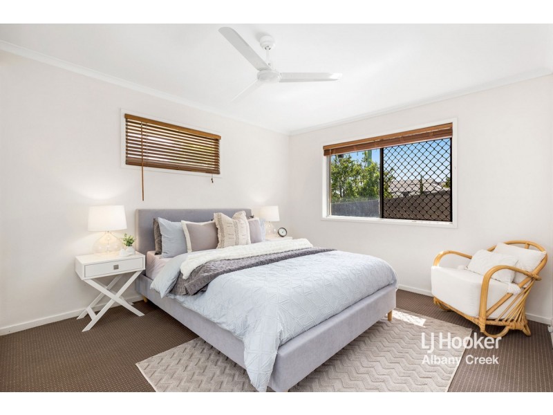 8 Flockton Street, Stafford Heights QLD 4053