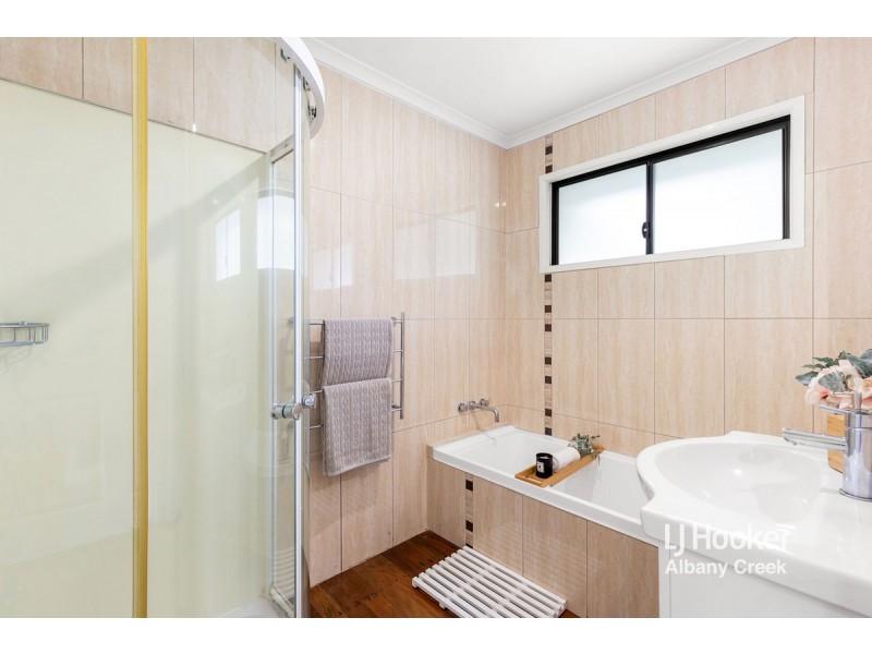 8 Flockton Street, Stafford Heights QLD 4053