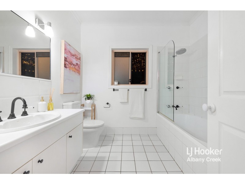 34 The Boulevard, Albany Creek QLD 4035