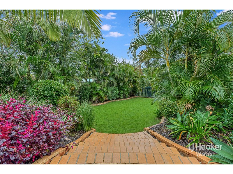 6 Markwell Court, Petrie QLD 4502