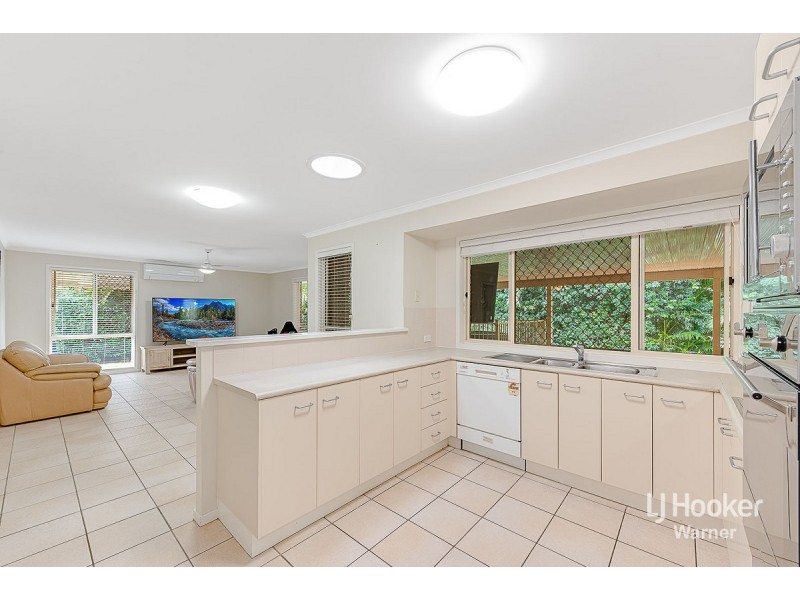 6 Markwell Court, Petrie QLD 4502