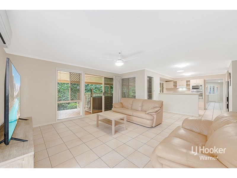 6 Markwell Court, Petrie QLD 4502