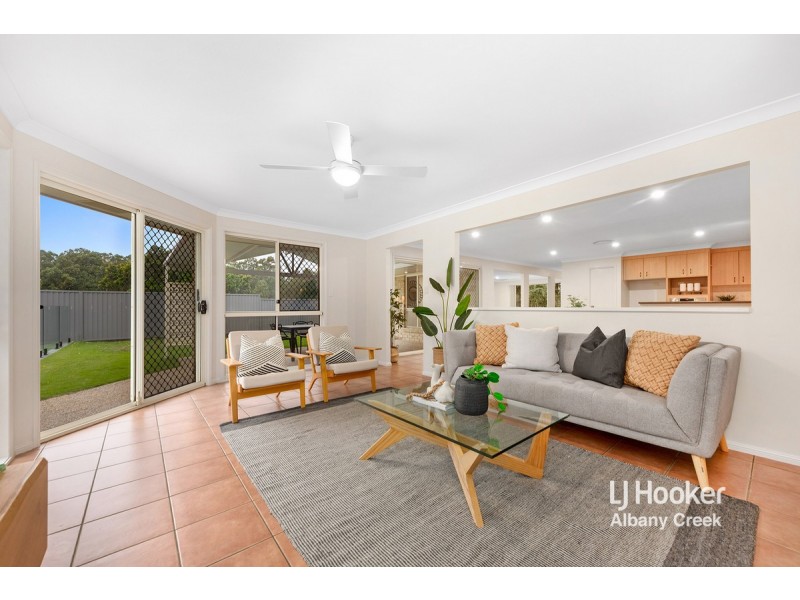 8 Kosta Place, Albany Creek QLD 4035
