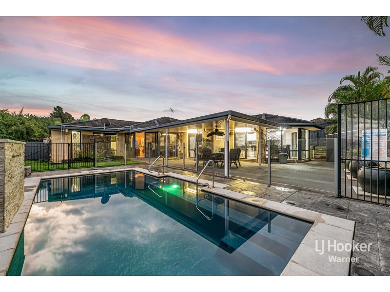 16 Brigadoon Crescent, Eatons Hill QLD 4037