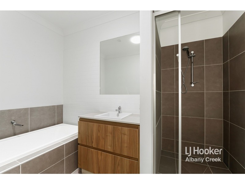 42 McConnell Esplanade, Strathpine QLD 4500
