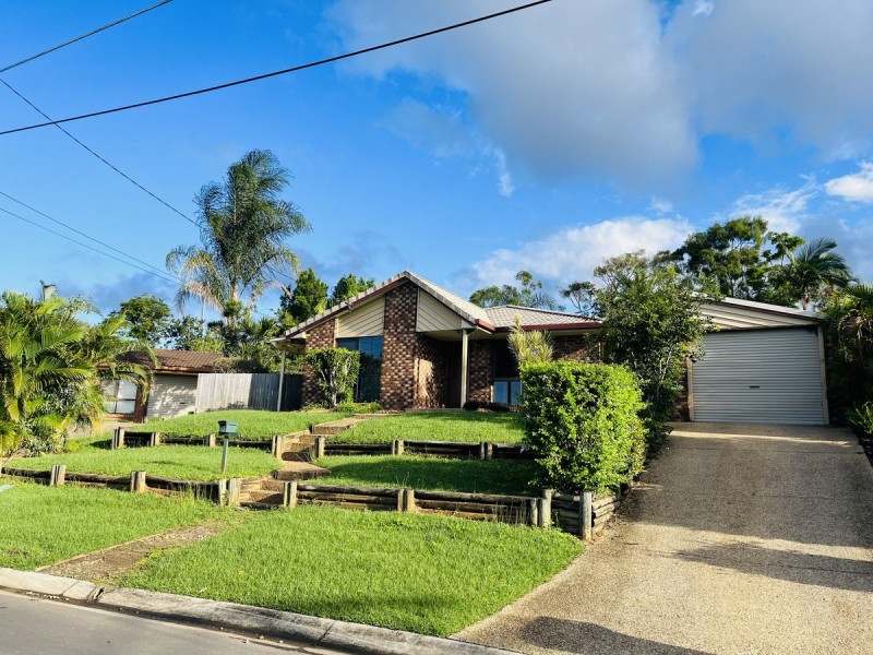 19 Hylacola Drive, Albany Creek QLD 4035