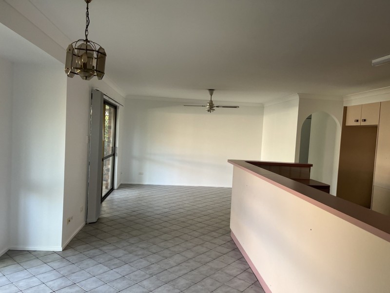 19 Hylacola Drive, Albany Creek QLD 4035