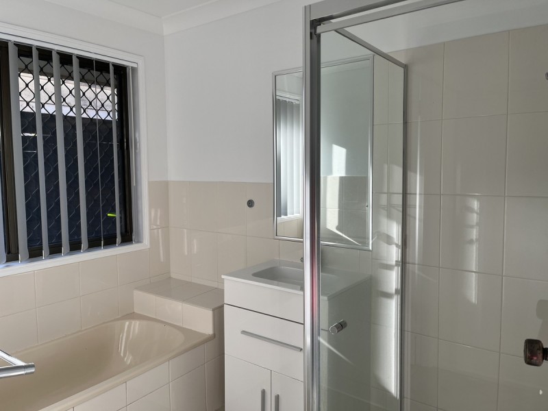 19 Hylacola Drive, Albany Creek QLD 4035