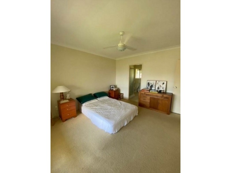 33 Pettys Road, Everton Hills QLD 4053