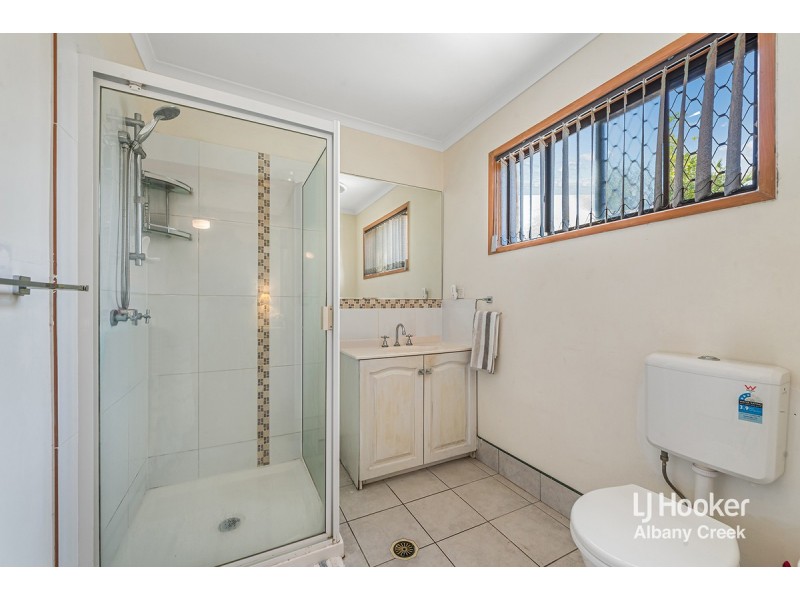 751 South Pine Road, Albany Creek QLD 4035