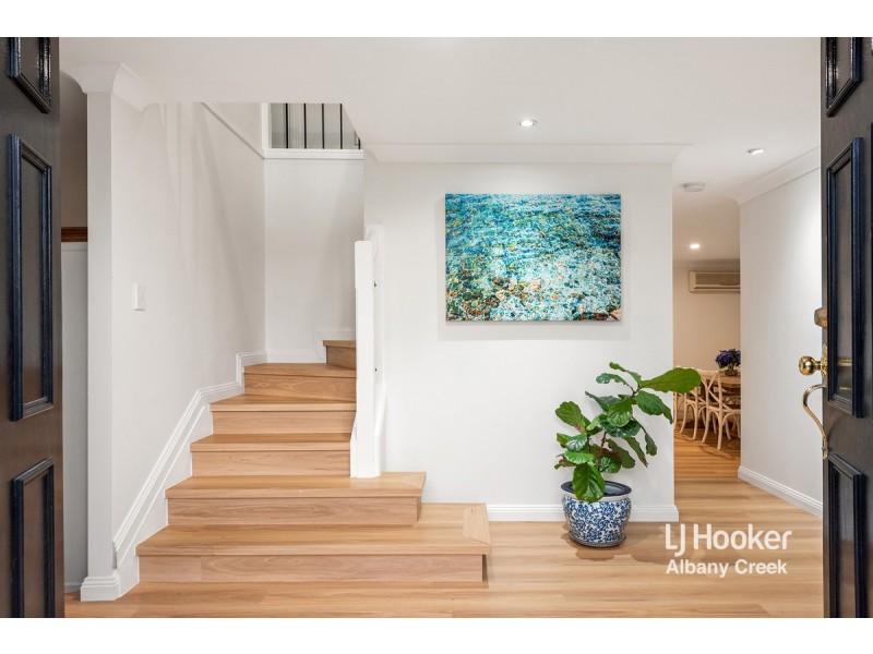 11 Peace Court, Eatons Hill QLD 4037