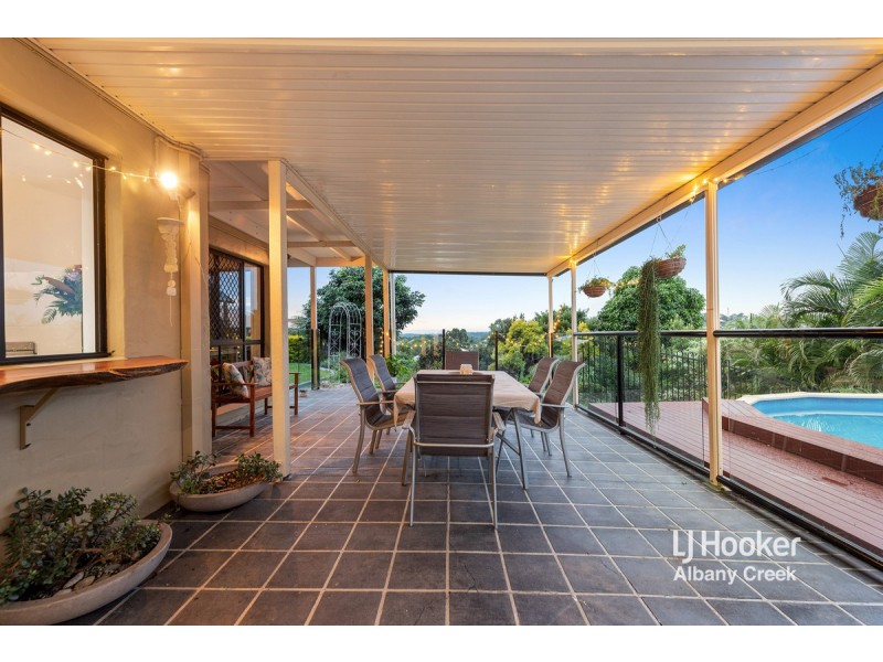 11 Peace Court, Eatons Hill QLD 4037