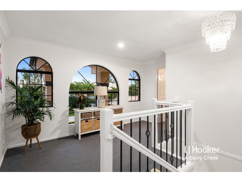 11 Peace Court, Eatons Hill QLD 4037