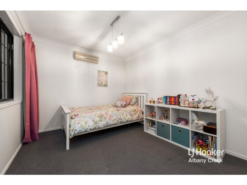 11 Peace Court, Eatons Hill QLD 4037