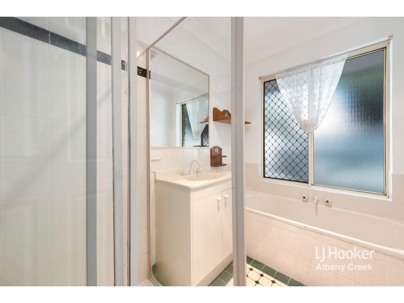 34 Narrabeen Road, Albany Creek QLD 4035