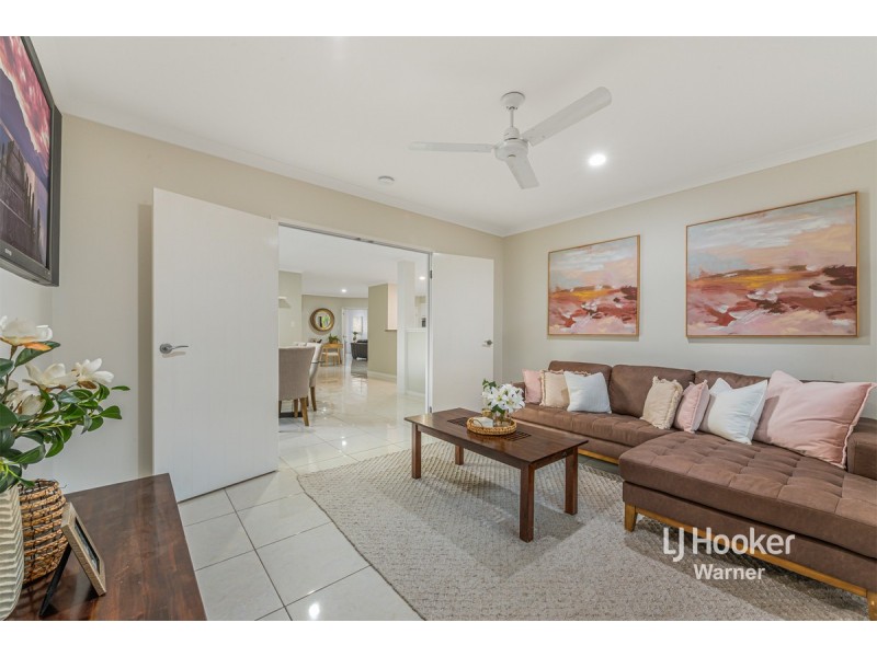 7 Curlew Court, Warner QLD 4500