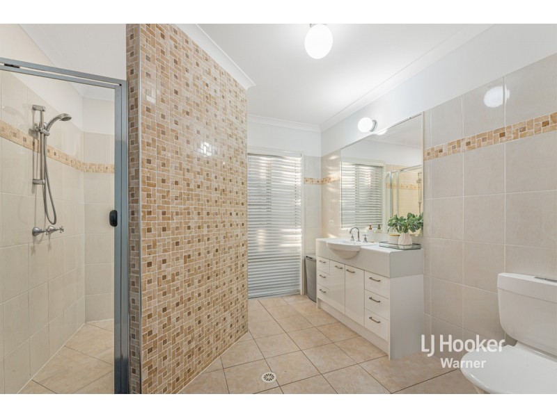 7 Curlew Court, Warner QLD 4500