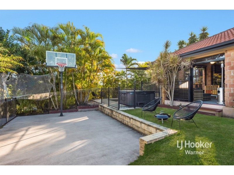 15 Valencia Court, Eatons Hill QLD 4037